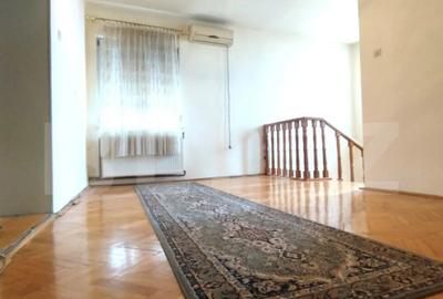 Casă cu 5 camere cu Teren 241 Mp în Central - 10