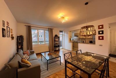 Apartament cu 2 camere decomandat în Centrul Istoric