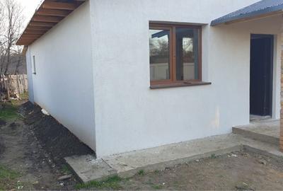 Casă cu 4 camere în Budești - 6