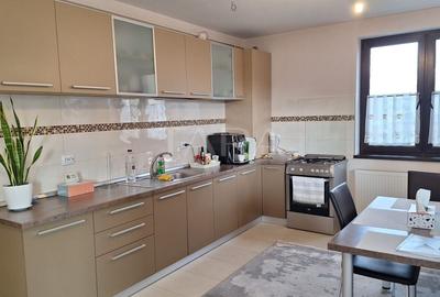Apartament cu 3 camere semidecomandat, mobilat în Europa - 2