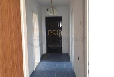 GIARMATA - 3 camere - 1 baie - 1 balcon - ETAJ 1 - BLOC IZOLAT - 7