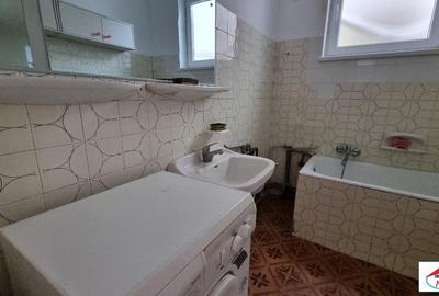 Casă cu 7 camere cu Canalizare în Semicentral - 14