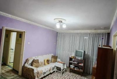 Apartament cu 3 camere semidecomandat în Micro 16 - 4