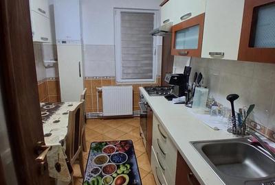 Apartament cu 3 camere decomandat în Central - 4