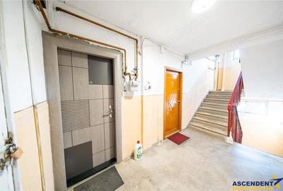 Garsonieră decomandată, mobilată în Lenin