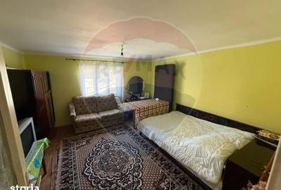 Casă cu 2 camere cu Teren 2002 Mp în Livada - 5