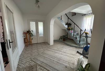 Casă de vânzare - 6