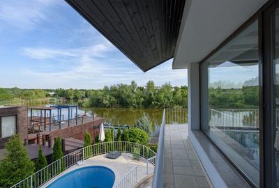 Vila eleganta pe malul lacului| Ponton si piscina| Snagov - 20