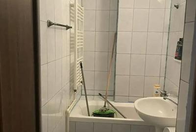 Garsonieră decomandată în Viziru 1 - 2