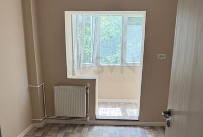 Apartament cu 3 camere decomandat în Berceni - 2