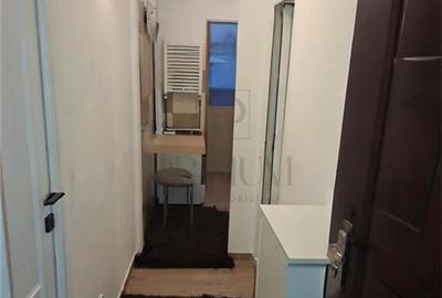 Garsonieră decomandată, mobilată în Blașcovici