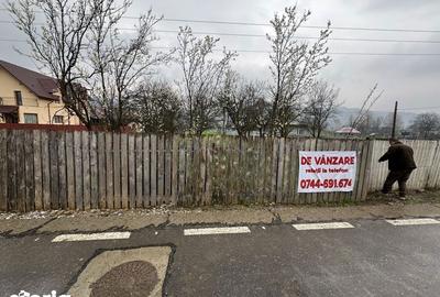 Teren de 2600 mp, în Central - 7