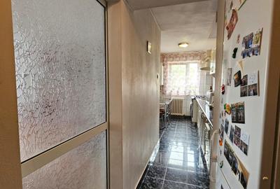 Apartament 2 camere, decomandat, zona  Aleea Jiului - 8