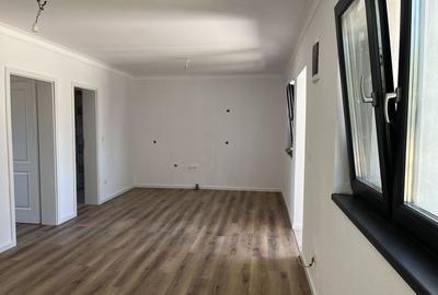Casă cu 3 camere cu Teren 602 Mp în Gepiu - 18