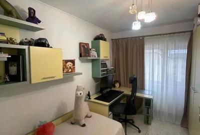Apartament cu 3 camere decomandat în Republicii - 4