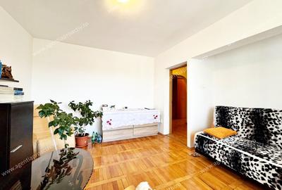 Apartament cu 2 camere decomandat în Port - 2