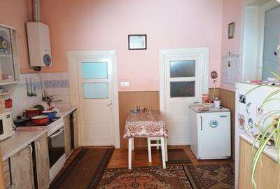 CASĂ DE VANZARE - 10