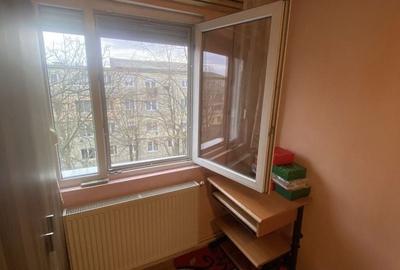 Apartament cu 2 camere decomandat în Micro 14 - 10