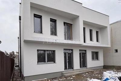 Casă cu 3 camere cu Teren 255 Mp în Cantemir - 1