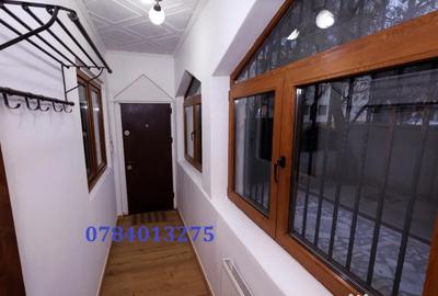 Casă cu 5 camere în Obor