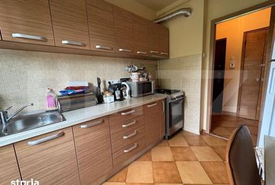 Apartament cu 3 camere semidecomandat în Central - 7