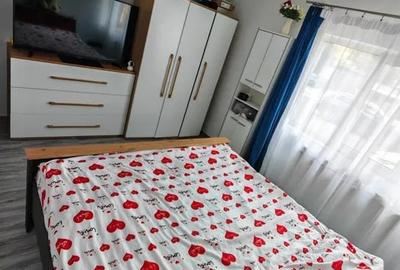 Apartament cu 3 camere semidecomandat, mobilat în Florești - 3