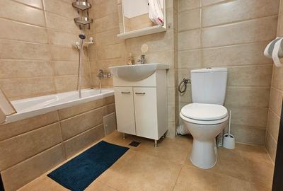 Apartament cu 3 camere decomandat în Titan - 8