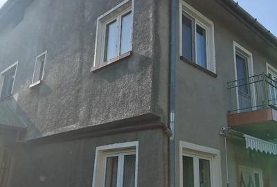 Vand casa mare pretabila pensiune sau clinica si casa de locuit, in aceeasi curte - 2