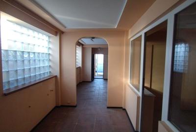 Casa BCA,  P+E+M Bratianu pod IPMC ideal cazare muncitori - 4