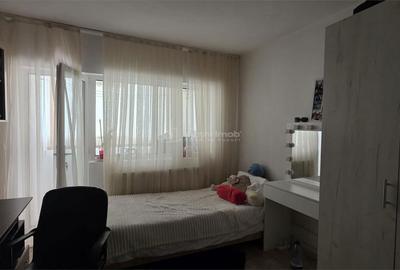 Apartament cu 2 camere în Micro 6 - 8