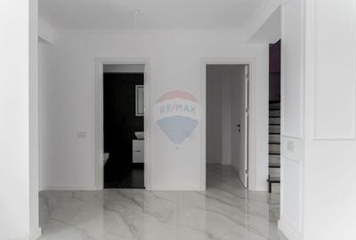 DE VANZARE Casa Individuala/duplex P+1+M Otopeni | 700m DN1 - 12