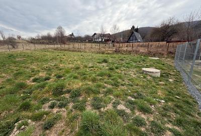 Teren Construcții intravilan de 584 mp, în Sadu - 4