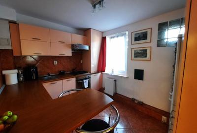 Apartament cu 3 camere semidecomandat, mobilat în Mărăței - 4