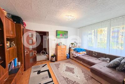 Apartament cu 2 camere semidecomandat, mobilat în Central - 1
