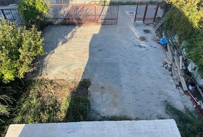 Casă cu 5 camere cu Teren 671 Mp în Sisești - 15