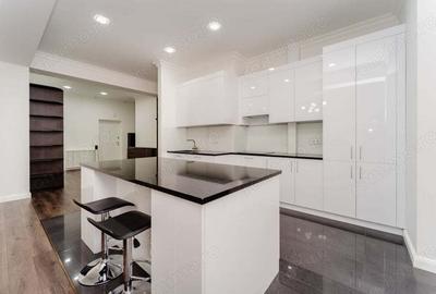 Apartament cu 3 camere în Lacul Morii
