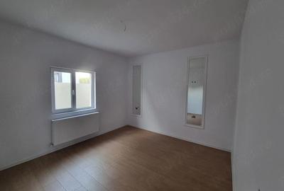 Casă cu Teren 200 Mp în Lumina - 5