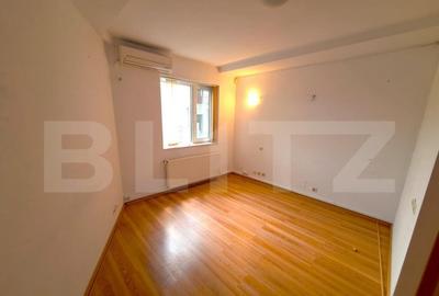 Spa?iu comercial de inchiriat 100 mp, ultracentral, zona U - 7