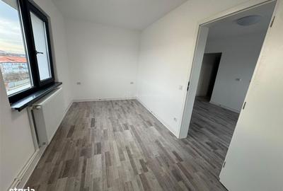 Apartament cu 5 camere în Central - 14