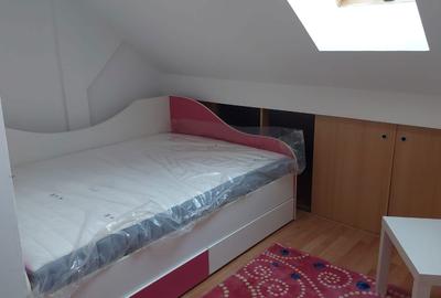 Apartament cu 3 camere decomandat în Central - 3
