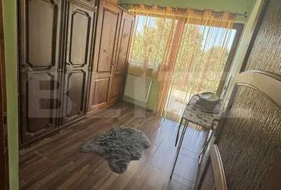 Casa de vanzare, 202 mp, zona Micro 17 - 3