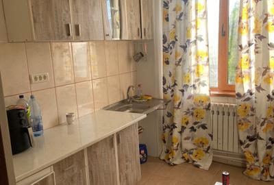 Apartament 2 camere! Mihail Sadoveanu ?coala nr. 2 - 4