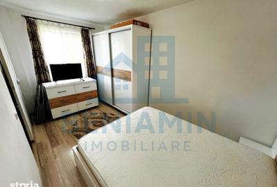 Apartament cu 3 camere semidecomandat în Craiovița Nouă - 3
