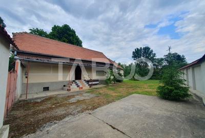 Casa individuala cu balta de pescuit de vanzare in Marginimea Sibiului - 4