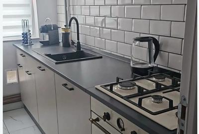 Inchiriez apartament 3 camere - 5