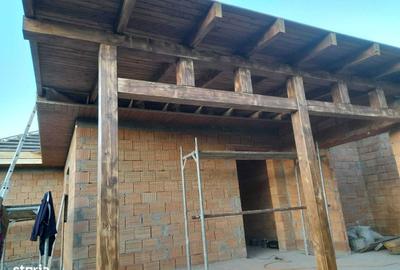 Casă cu 4 camere decomandat cu Teren 1513 Mp în Acățari - 10