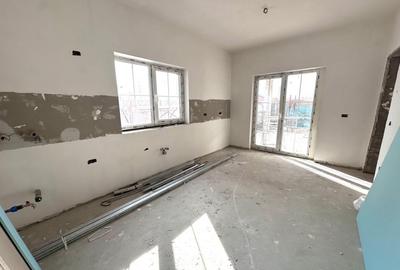 Duplex cu 4 camere cu Canalizare în Moșnița Nouă - 4