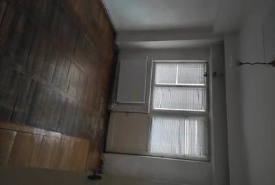 Apartament cu 3 camere decomandat în Decebal - 13