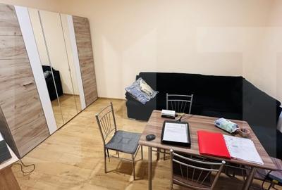 Apartament la casa, 40 mp, Andrei Saguna - 1