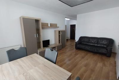 Apartament cu 3 camere semidecomandat, mobilat în Florești - 2